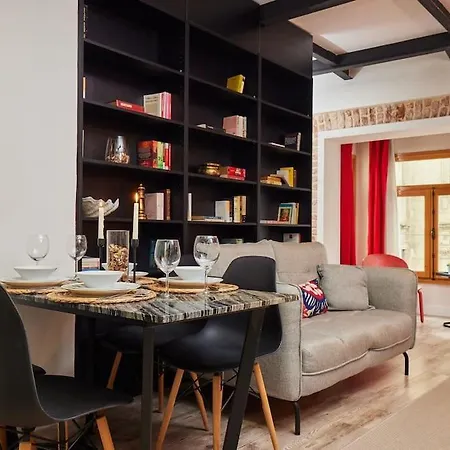 Stunning 2br 1 Min Metro&galata
